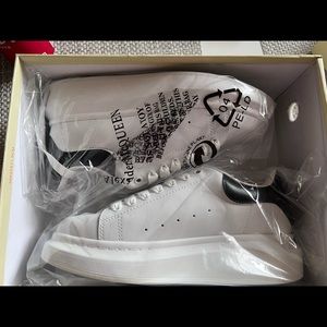 Fake Alexander macqueen